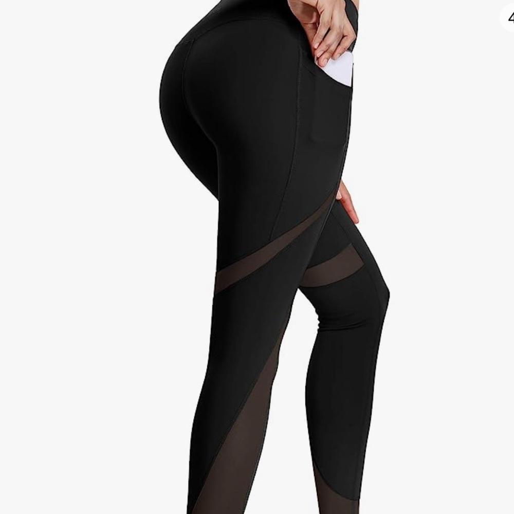 Women's Yoga Leggings with Side Pockets & Tummy Control- Medium